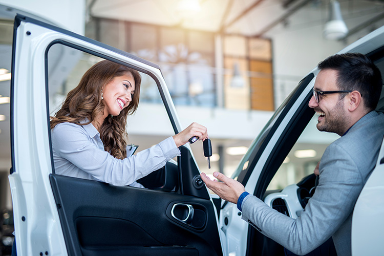 Expats finance and buy cars without credit
